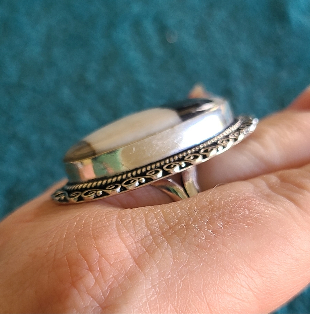 Black And White Jasper Gemstone Ring - Picture 3 of 6